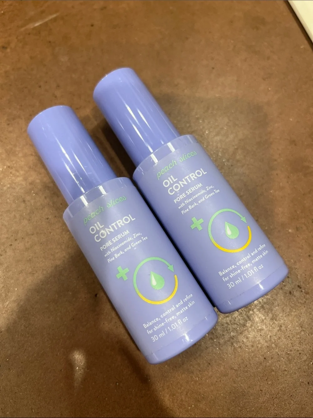 Two Peach & Lily Oil Control Pore Serum